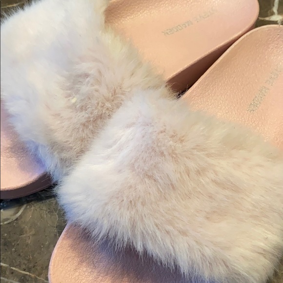 Steve Madden Faux Fur Slides US 8 Pink - Picture 2 of 8